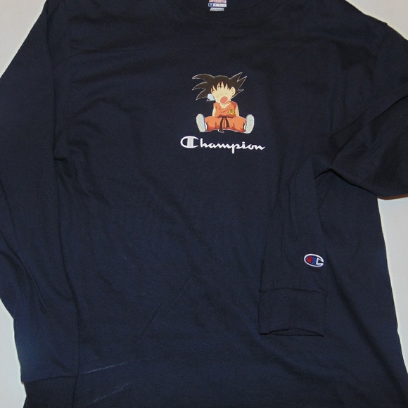 Champion long sleeve - Picture 2 of 5